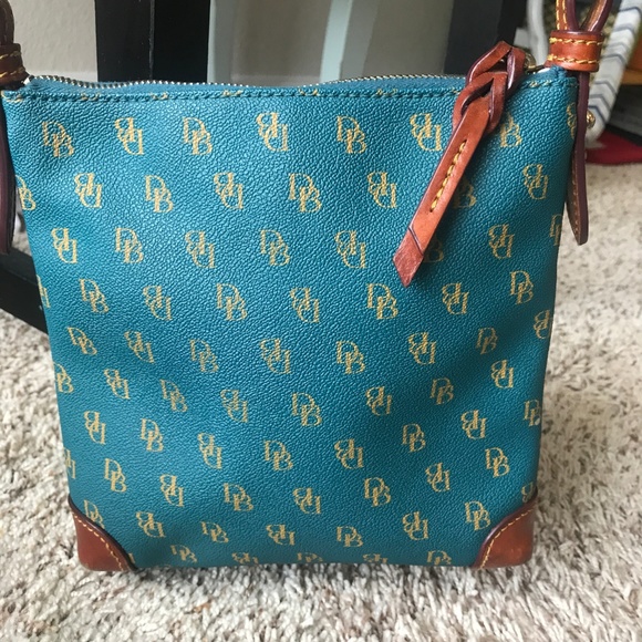 Teal Dooney & Bourke Crossbody Leather Purse - Picture 4 of 8